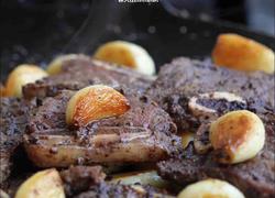 黑松露蒜香牛仔骨