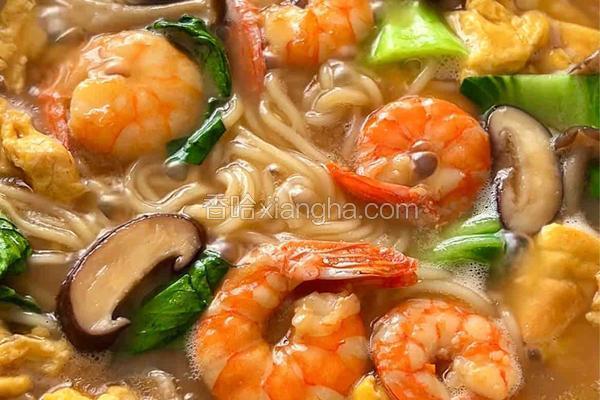 菌菇海鲜面