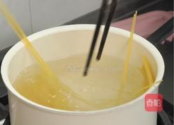黑松露奶油意面的做法图解2