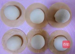 猪猪奶黄包的做法图解3