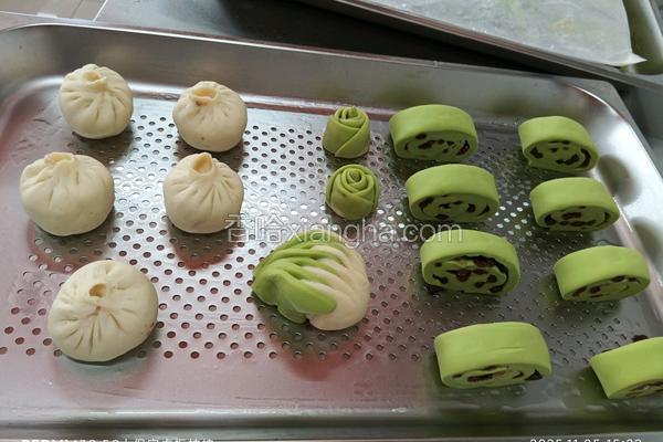 红豆包和蜜豆卷