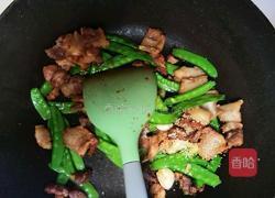 荷兰豆炒三层肉的做法图解3