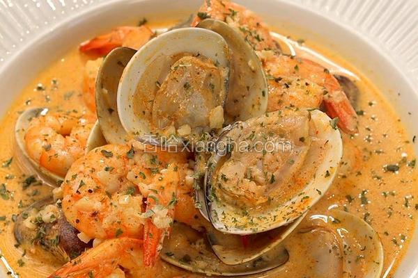 蒜香奶油焗海鲜