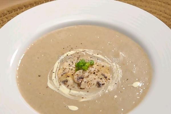 黑松露奶油蘑菇汤