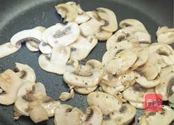 黑松露奶油蘑菇汤的做法图解2