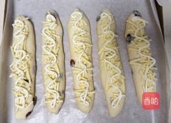 黄金芝士提子夹心面包条(牛奶液种)2个28方盘的量的做法图解17