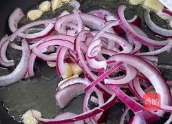 辣奶油黑松露鸡排意面的做法图解4