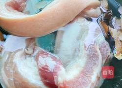 青椒回锅肉的做法图解2