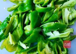 青椒回锅肉的做法图解5