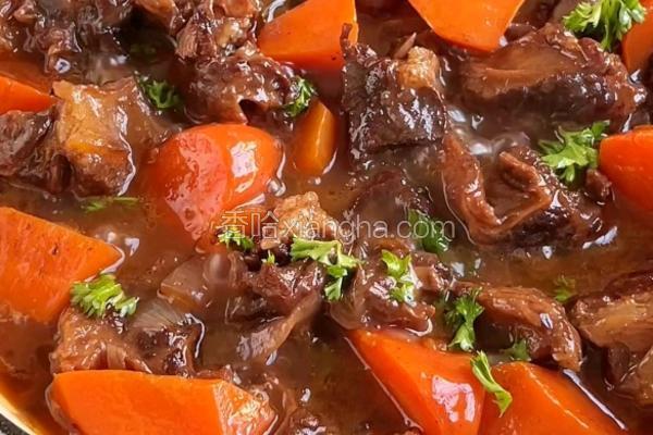 法式红酒炖牛肉
