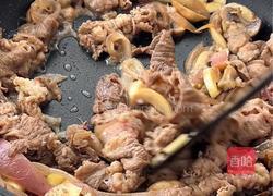 口蘑牛肉三明治的做法图解4