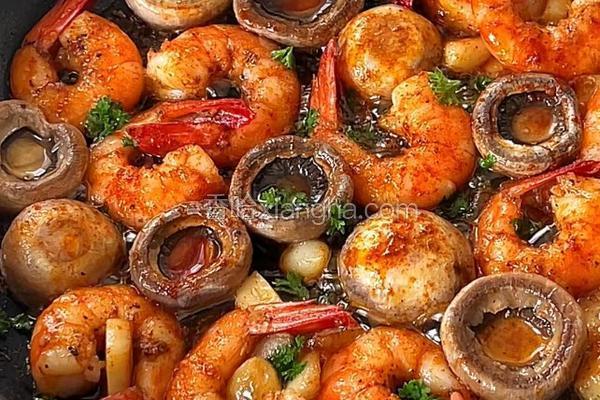 黑松露蒜香口蘑虾