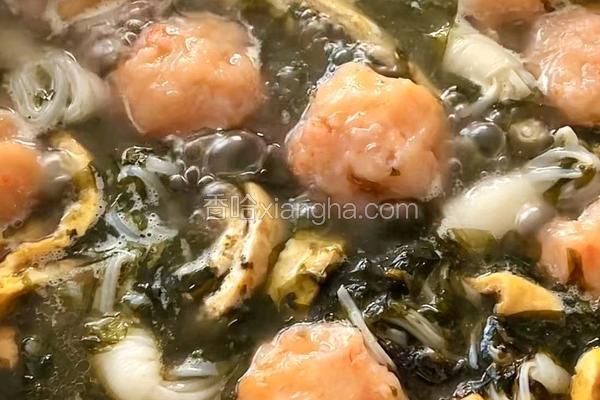 虾滑鸡蛋海带汤