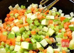 意大利蔬菜浓汤的做法图解2