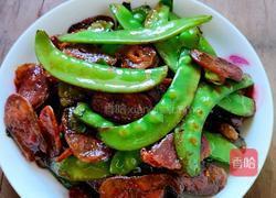 荷兰豆炒香肠的做法图解8