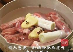 板栗炖排骨的做法图解2