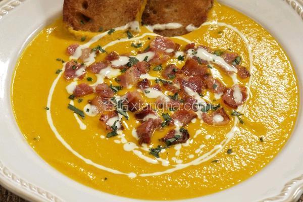 黑松露南瓜奶油浓汤