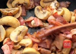 奶油培根蘑菇土豆的做法图解5