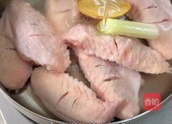 可乐鸡翅年糕的做法图解2