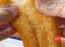 黑松露菠萝油条虾的做法图解1