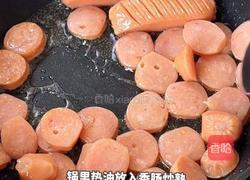 黑松露辣奶油烤肠乌冬面的做法图解3