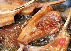 黑松露红烩羊排的做法图解2