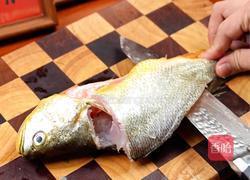 黑松露金汤黄鱼的做法图解1