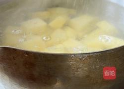 土豆炒蘑菇的做法图解2