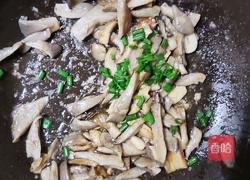 孜然平菇的做法图解9