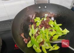 辣椒炒腊肠的做法图解3