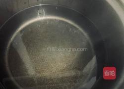 牛奶西米露(电饭煲不用看火)的做法图解2