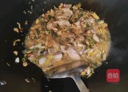 猪肉闷菜干的做法图解4