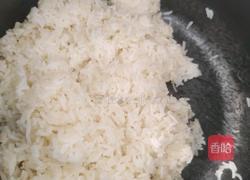 蛋炒饭的做法图解2