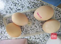 东北农村鸡蛋焖子的做法图解1