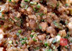 牛肉小笼包的做法图解3