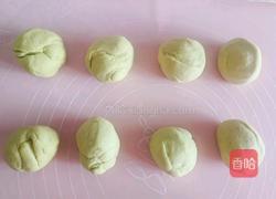 黄瓜黑芝麻包的做法图解2
