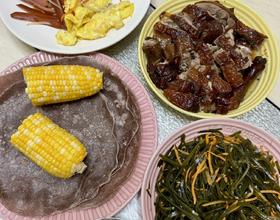 午餐🥣简单点，早餐剩的继续吃[图]