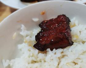 红烧肉搭配米饭[图]