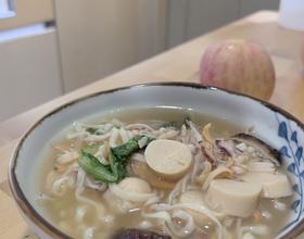 天热还是面条爽口🍜[图]