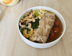 墨鱼干虾干排骨汤[图]