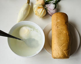 面包+鸡蛋[图]