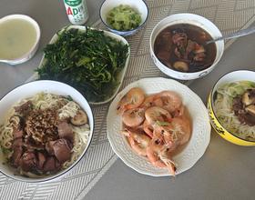 午餐牛肉打卤面[图]