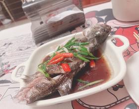 清蒸鲈鱼，方便面拌水饺[图]