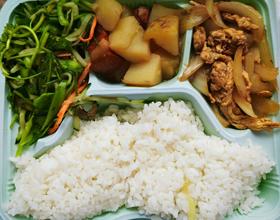 【午餐打卡】开饭喽！[图]