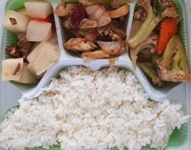 【午餐打卡】开饭喽！[图]